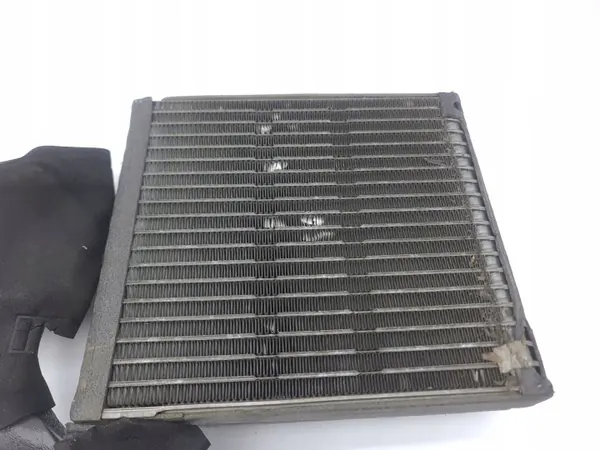 Mitsubishi Pajero 2007 Noyau Chauffage Climatisation OEM AMD187955 image 6