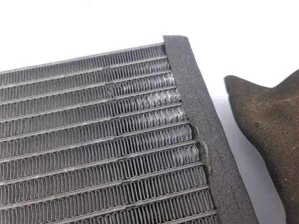 Mitsubishi Pajero 2007 Noyau Chauffage Climatisation OEM AMD187955 image 7
