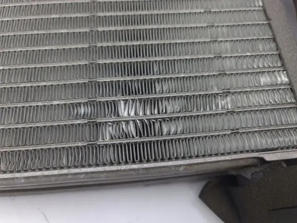 Mitsubishi Pajero 2007 Noyau Chauffage Climatisation OEM AMD187955 image 9