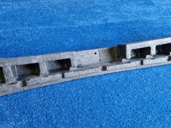 VOLVO XC60 II Etupuskuri Iskunvaimennin OEM 31425183 image 10