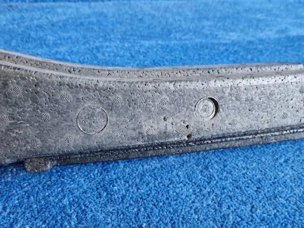 VOLVO XC60 II Etupuskuri Iskunvaimennin OEM 31425183 image 4