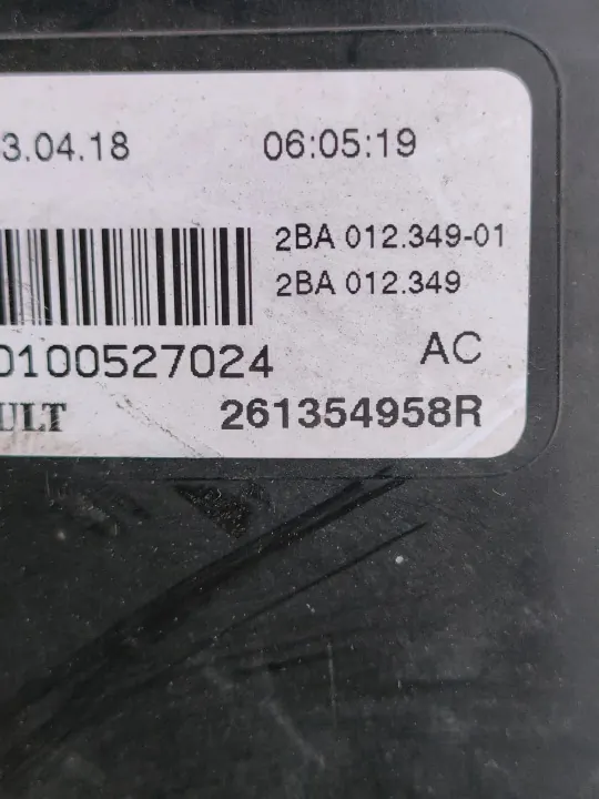 Intermitente izquierdo delantero OEM 261354958R Renault Megane 4 image 5