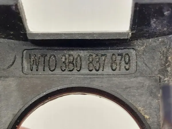 OEM 3B0837379 Vasen Takaoven Suoja Seat Leonille image 4