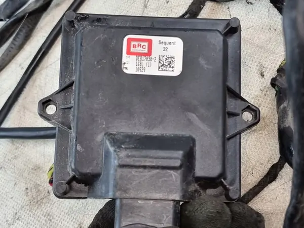Kit LPG BRC OEM 67R-011002 - Système Sequent 32 image 3