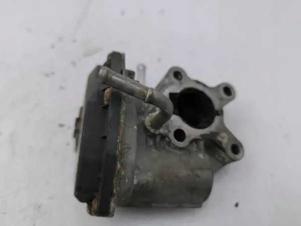 EGR-venttiili Toyota Yaris 2012 image 4