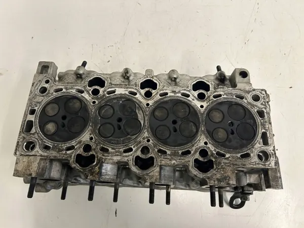 Cabeça de cilindro usada OEM 22111-2A200 para Hyundai/Kia 1.6 CRDI image 2