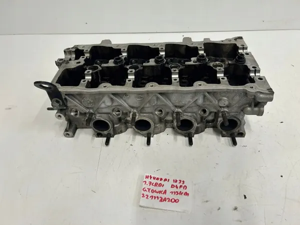 Cabeça de cilindro usada OEM 22111-2A200 para Hyundai/Kia 1.6 CRDI image 10