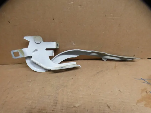 Charnière de Capot OEM 9823131780 pour Toyota Proace II image 9