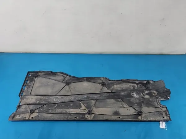 OEM 5WA825202E Oikea Alustasuojus Cupra Formentor image 8