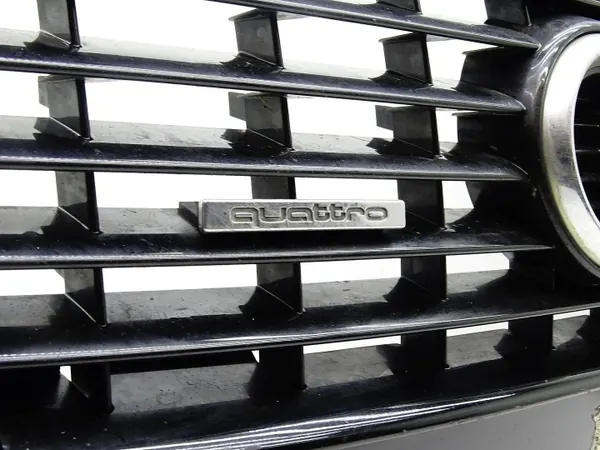 Audi OE 8E0 853 651J Radiatorrooster - Gebruikt image 4