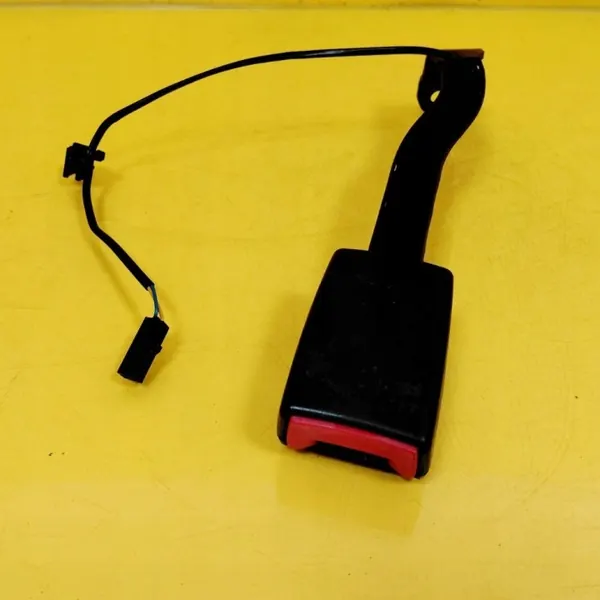 Bältesspänne OEM DRC98351 vänster fram - Begagnad image 2