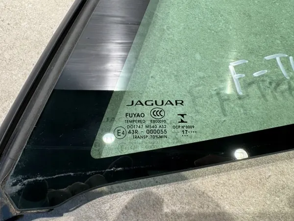 Jaguar F-Type X152 OEM DOT747M540AS2SZD2 bakre sidoruta image 3