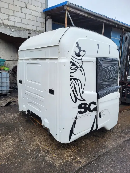 Scania R Highline Cabineframe Kwart Dak Zijde Deur image 5