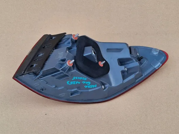 Linker Achter LED Lamp Mercedes GLC W253 A2539067300 image 7