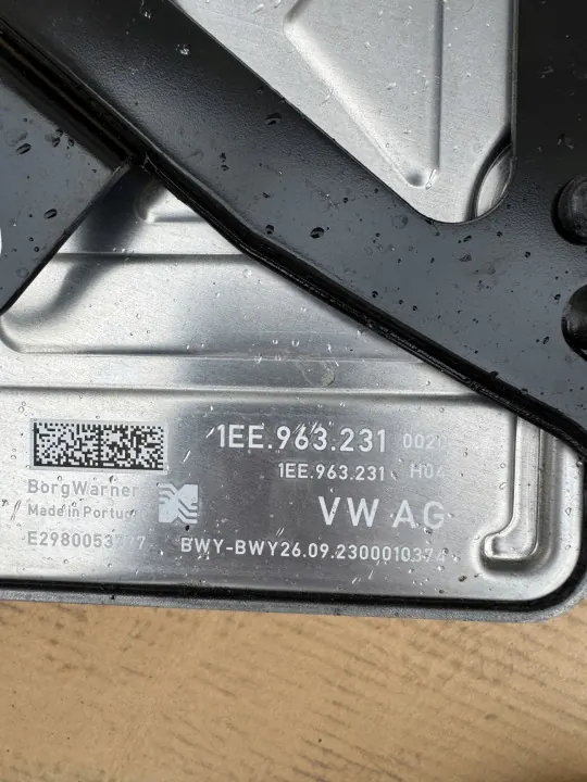 Lämmönvaihdin OEM 1EE963231 VW ID.3:lle image 3