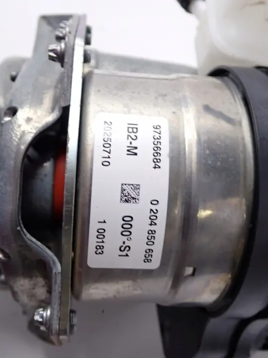 Remservopomp OEM 0204850658 voor VW Golf 8 image 5