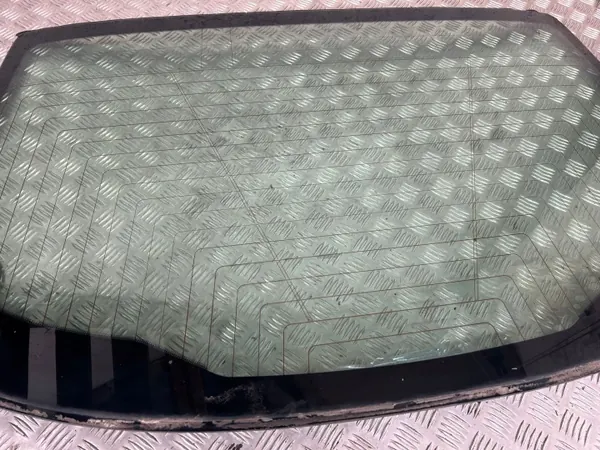Maserati Ghibli Heckscheibe OEM 12345 - Gebraucht image 5