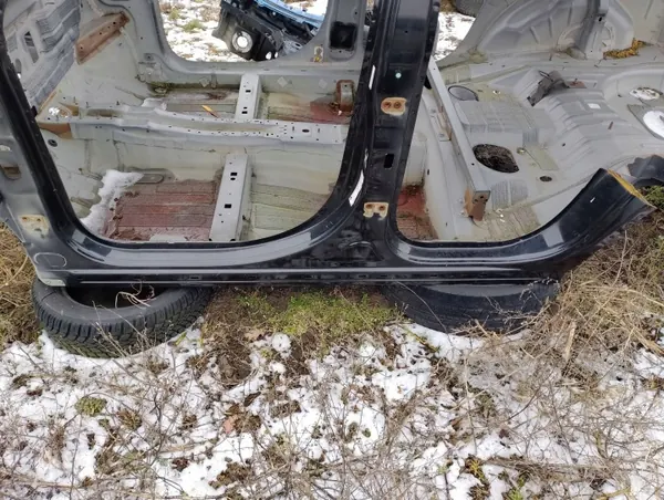 Jeep Compass I Pilier Central Gauche OEM JEEP COMPASS I PRÓG SŁUPEK ŚRODKOWY LEWY image 2