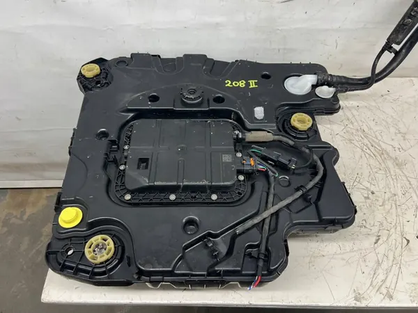 Peugeot 208 II 1.5 BlueHDI AdBlue Tank Complete 9827948380 image 2