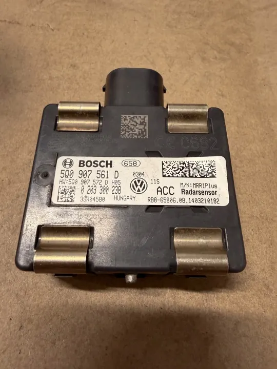 Sensor Radar VW Audi Seat OEM 5Q0907561D Usado image 2