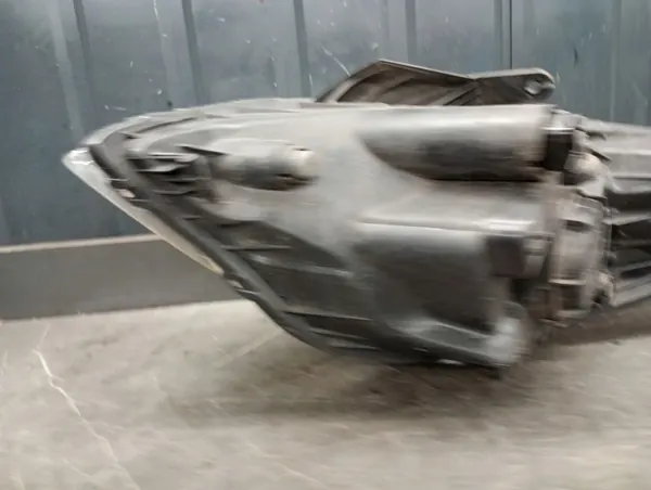 Reflector derecho HYUNDAI I20 image 3