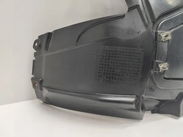 Karossdel Framsidan BMW 5 F10 F11 7186723 image 4