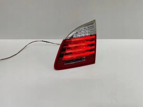 BMW 5 E60 E61 2009 Luz trasera derecha image 10