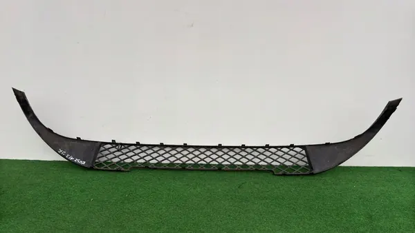 MERCEDES A-KLASA W176 Rejilla de Parachoques Delantero A1768850022 image 2