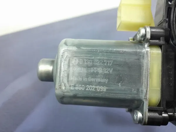 Regulador de janela dianteira esquerda SKODA OCTAVIA III 5E0837461B image 6