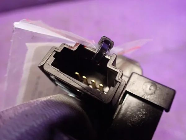 Nissan Micra K12 02-07 Bagagelås 90502AV70A image 6