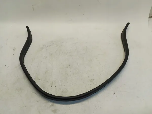 Joint de pare-brise BMW U06 220d 8737151 image 1