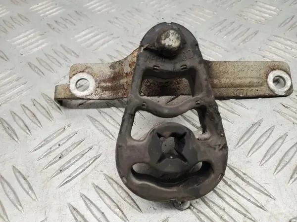 BMW X5 F15 2015 Avgasfäste OEM 7599339 image 4