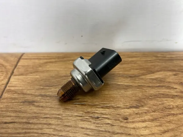 Brandstofdruksensor 2.0T 4xe Jeep Wrangler IV JL 2018+ image 4