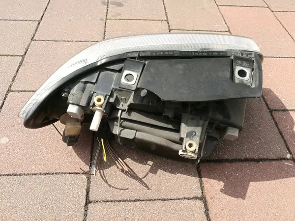 SEAT IBIZA CORDOBA 1999-2002 Farol Esquerdo image 3