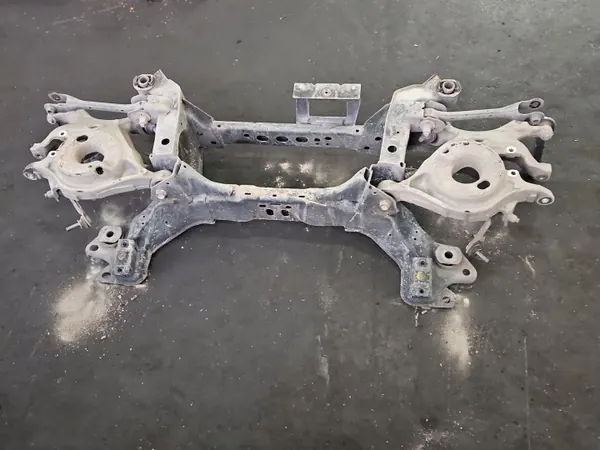 Taka-akselipalkki ja Vipu OEM IMPRK1526259 Ford Edge image 7