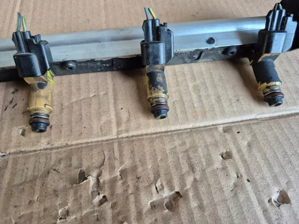 Volvo S40 ruiskutuskaista OEM 0261230109 - Käytetty image 3