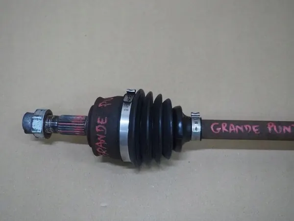 Vänster framaxel Fiat Grande Punto 1.2 B image 2