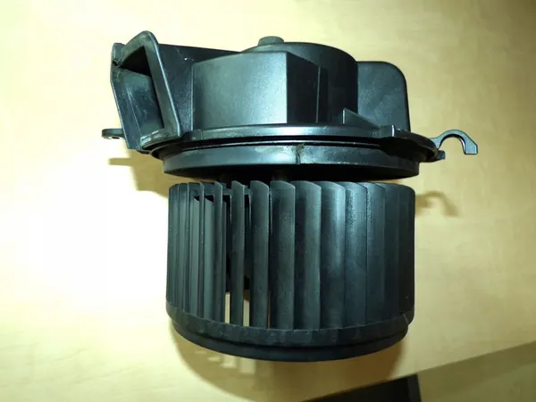 Motor Ventilador DUCATO BOXER JUMPER 06- AC 4 PIN DENSO image 4