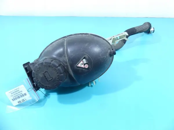 Koelvloeistofreservoir Mercedes W204 3.0 V6 image 2