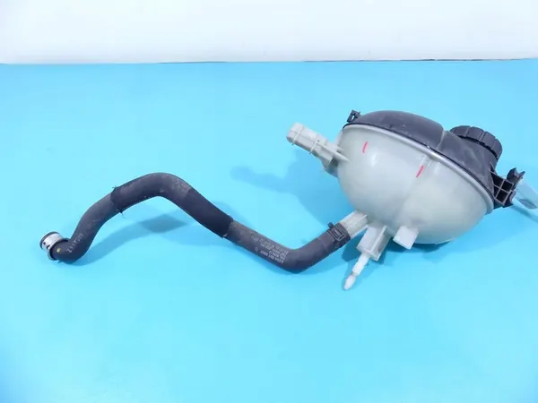 Koelvloeistofreservoir Mercedes W204 3.0 V6 image 3