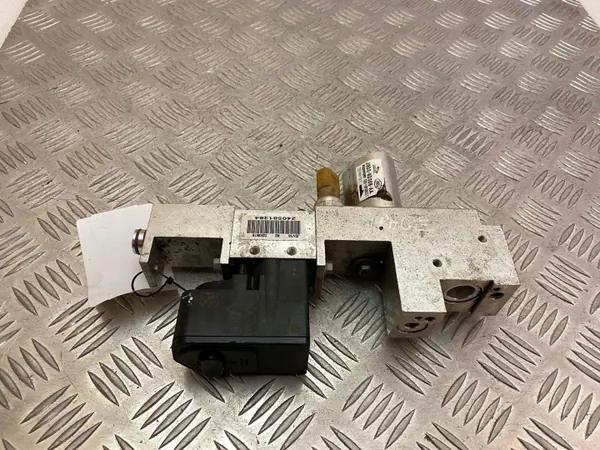 Jaguar I-Pace 2020 A/C Expansionsventil OEM J9D36C584AA image 2