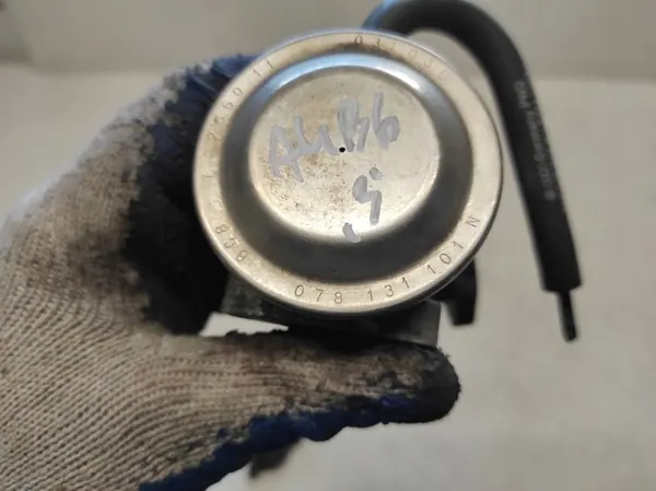 EGR-venttiili AUDI A4 B6 2.4 V6 078131102F image 5
