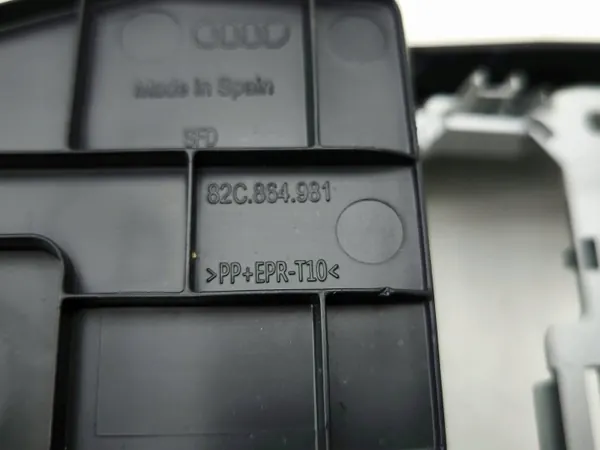 Cadre gauche Audi A1 2022 OEM 82C864981 image 9