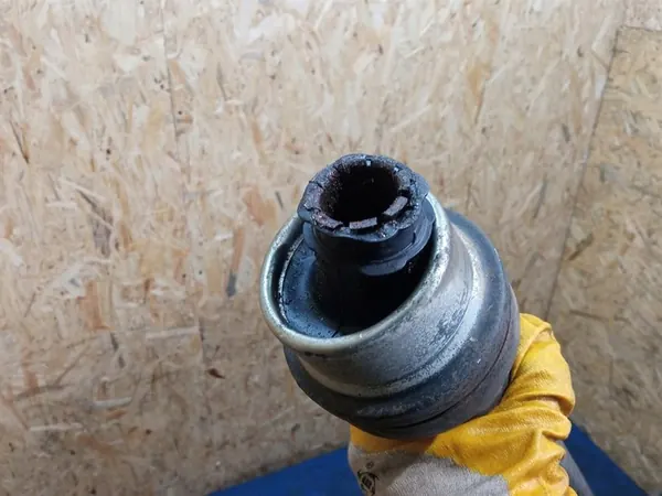 AUDI A8 S8 4H0 4H4 D4 DRIVAXEL LÅNG 4.0TFSI OEM image 3