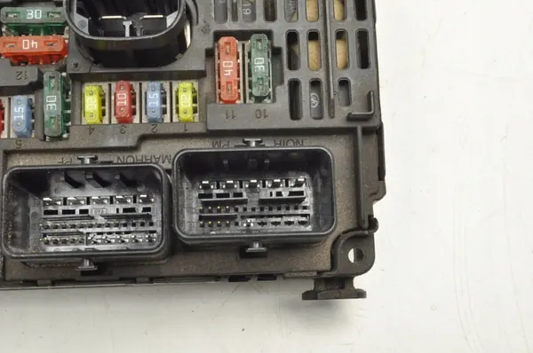 Module BSI Peugeot 9658539180 pour 407 2.0 16V image 3