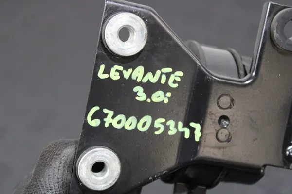 Vattenpump 670005347 Maserati Levante M161 image 2