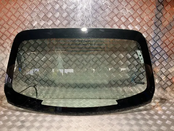 TM30695 OEM Takaikkuna Mercedes C-luokka W205 image 2
