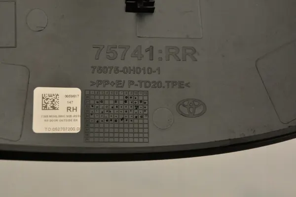 OEM 75075-0H010-1 Achterrechter Deurlijst Toyota Aygo X image 4