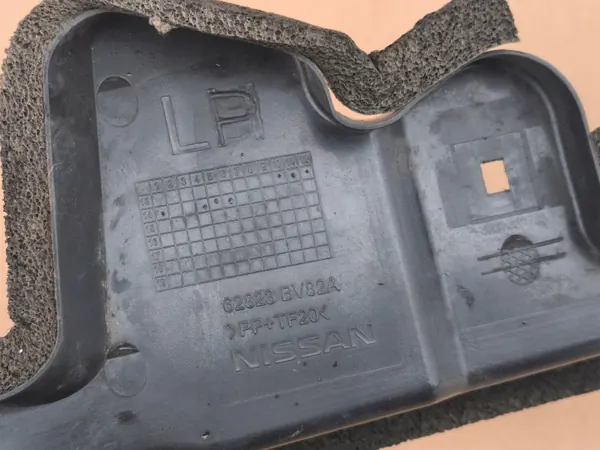OEM 62823BV82A Luftlenkradeinlass für Nissan Juke image 4