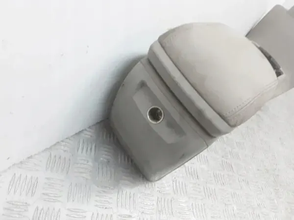 Apoio de Braço Volvo V50 OEM 8687408 - Usado image 5